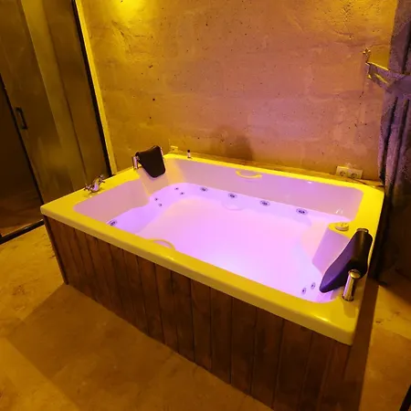 Cappadocia Tughan Stone House Üçhisar